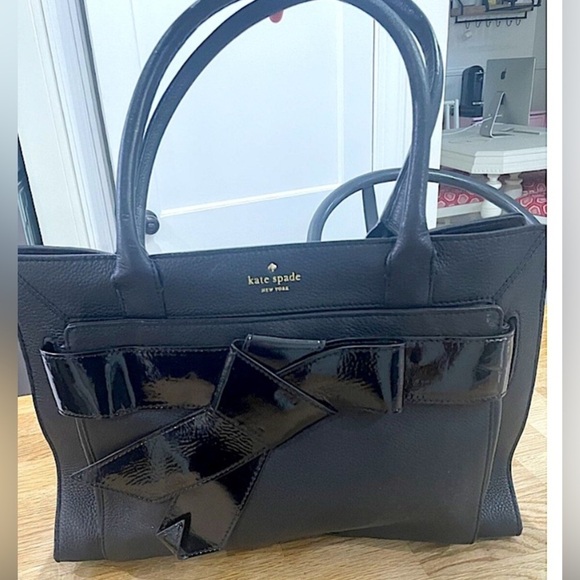 Kate Spade Quinn Villabella Ave., Luxury Black Satchel with Bow Tie Detail Bag - Picture 1 of 12